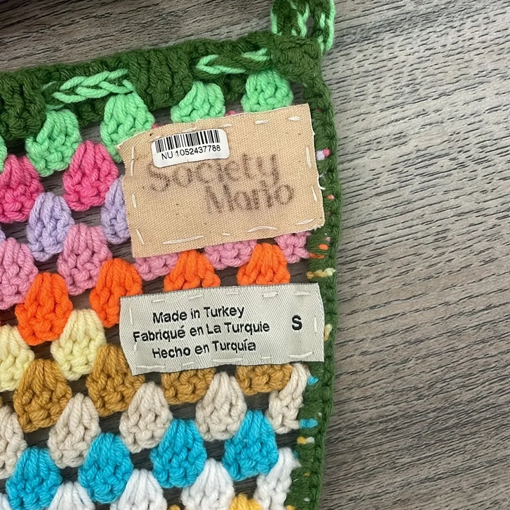 Colorful June Top - Picture 4 of 5